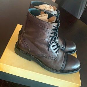 Vintage Johnston Murphy men’s boots🥾
